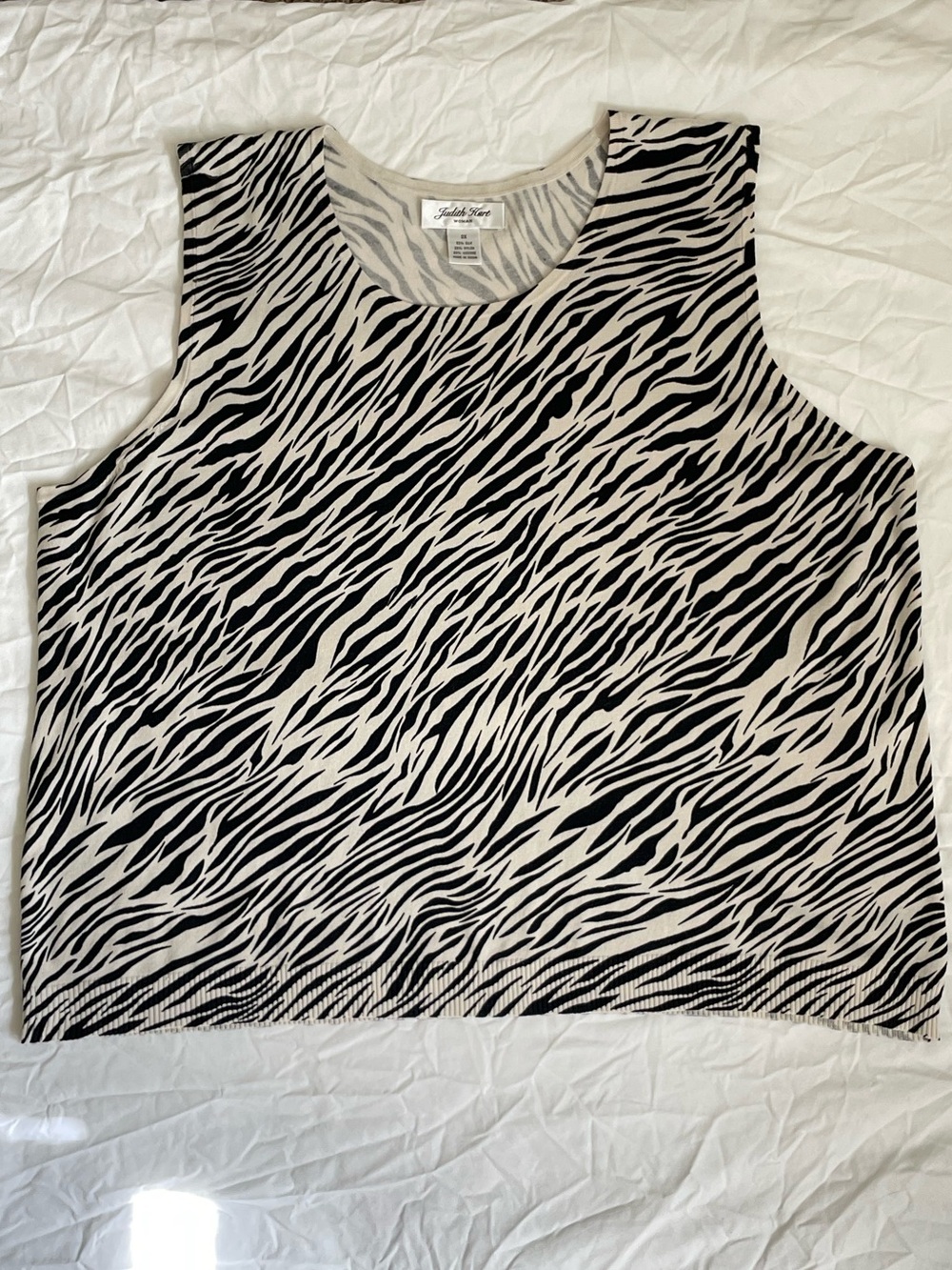 Silk Sleeveless Zebra-Print Tank Top - Black & Cream